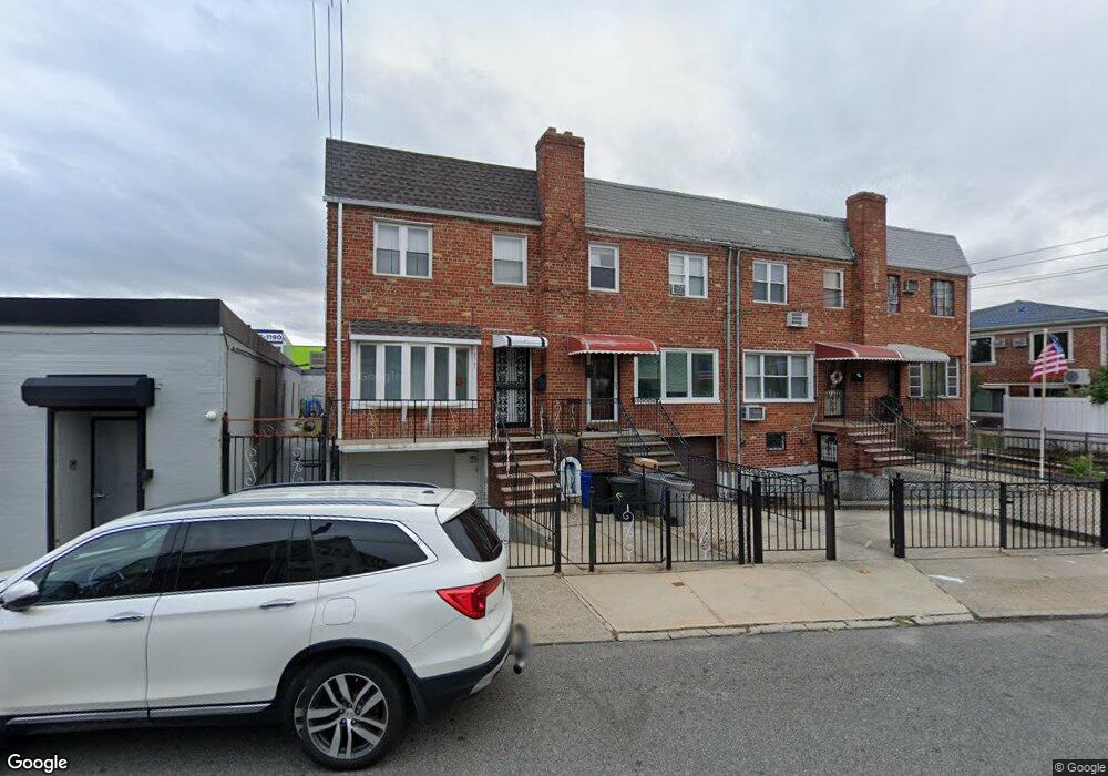 3203 20th Rd, Astoria, NY 11105 - photo 1