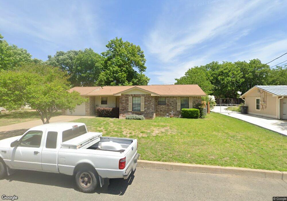 606 Town Creek Ct, Fredericksburg, TX 78624 - photo 1