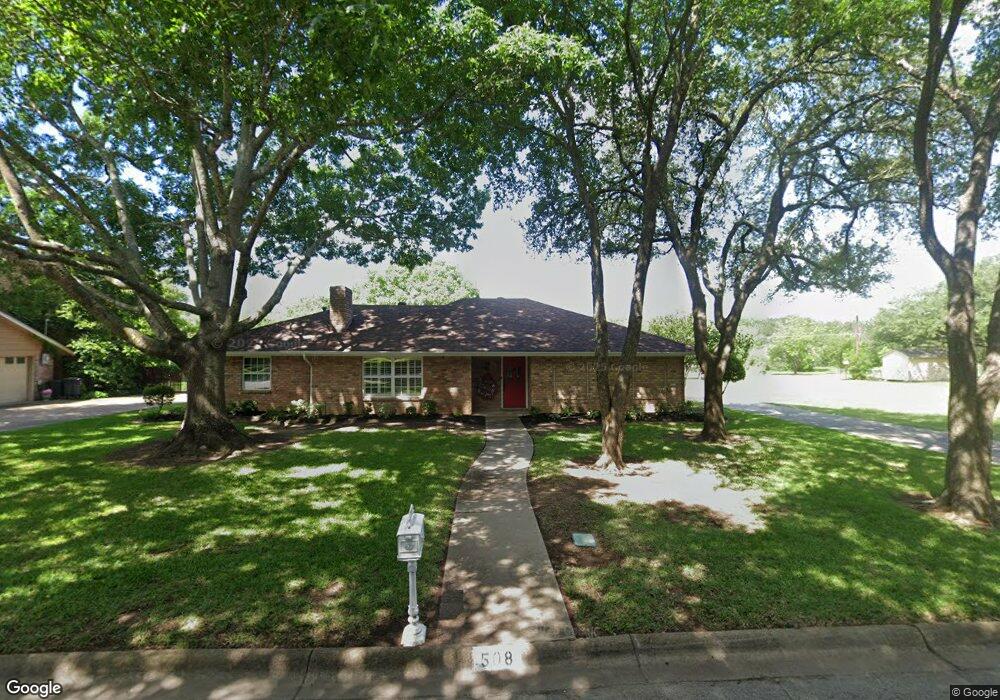 508 Sunset Dr, Cleburne, TX 76033 - photo 1