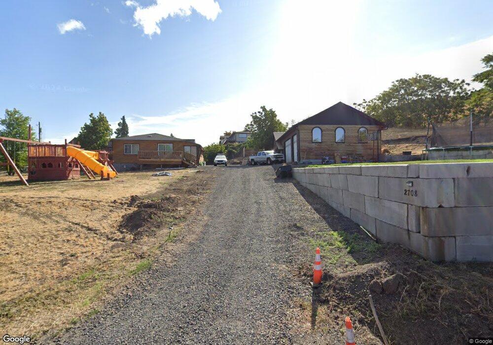 2715 E 13th St, the Dalles, OR 97058 - photo 1