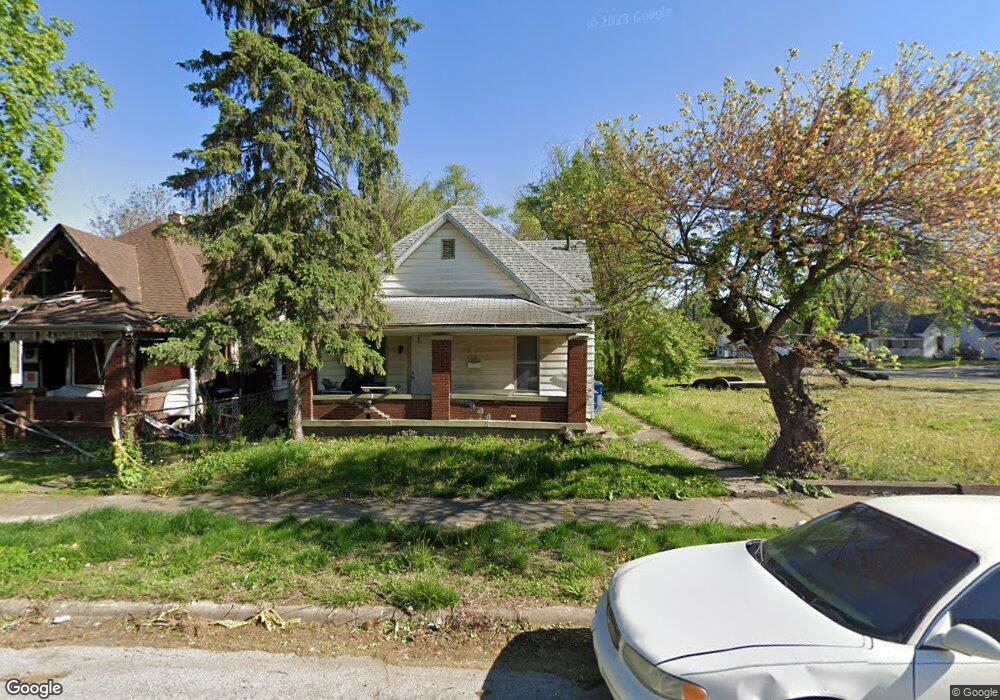 2336 Sycamore St, Terre Haute, IN 47807 - photo 1