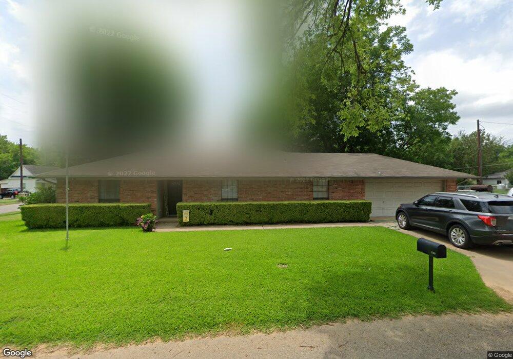 2615 S Fannin Ave, Denison, TX 75020 - photo 1