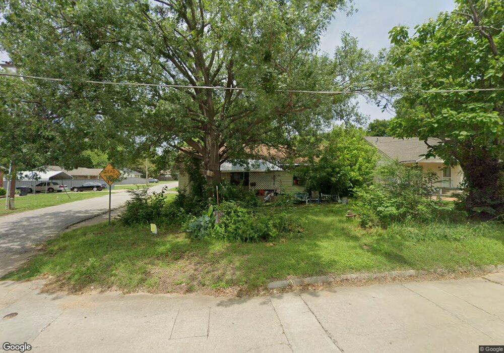 1219 4th Ave SW, Ardmore, OK 73401 - photo 1