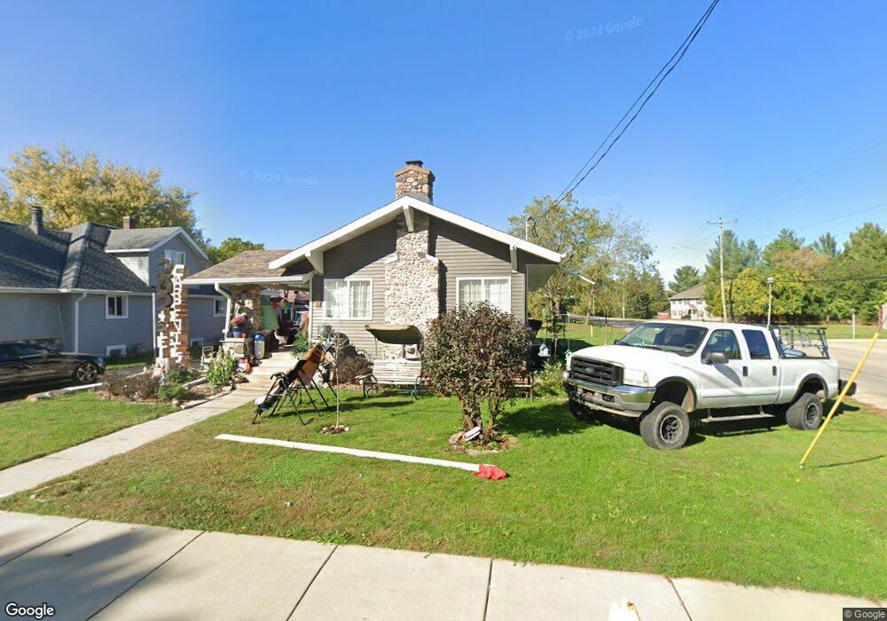 202 S Elm St, Oconomowoc, WI 53066 - photo 1