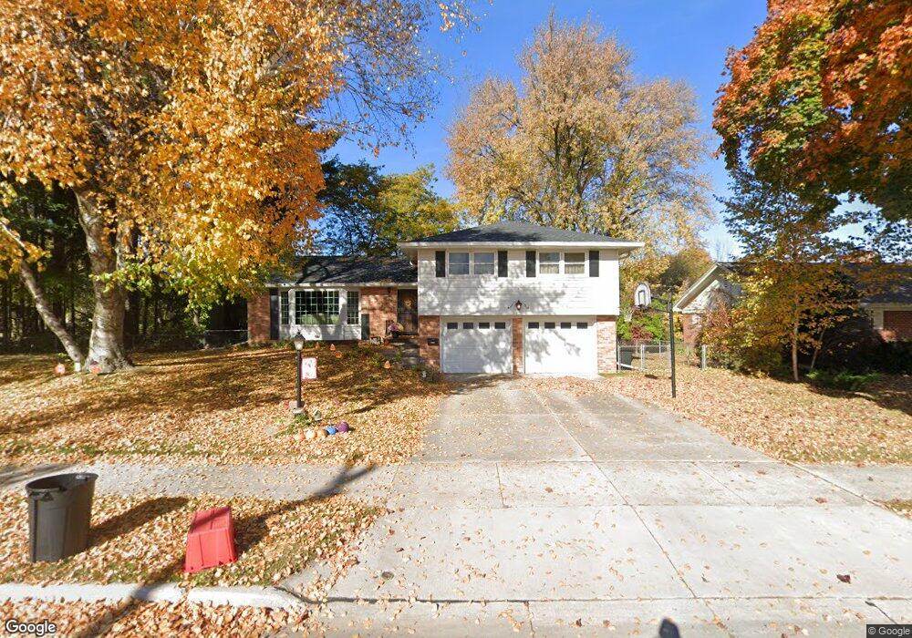 1310 N 16th St, Manitowoc, WI 54220 - photo 1