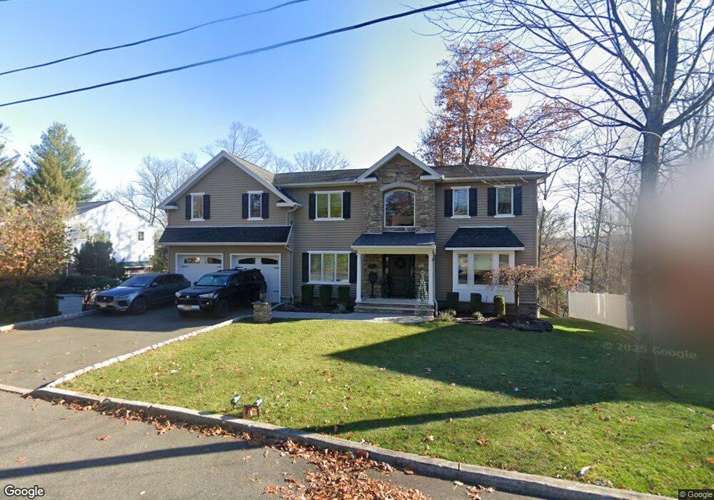 166 Roosevelt St, Cresskill, NJ 07626 - photo 1