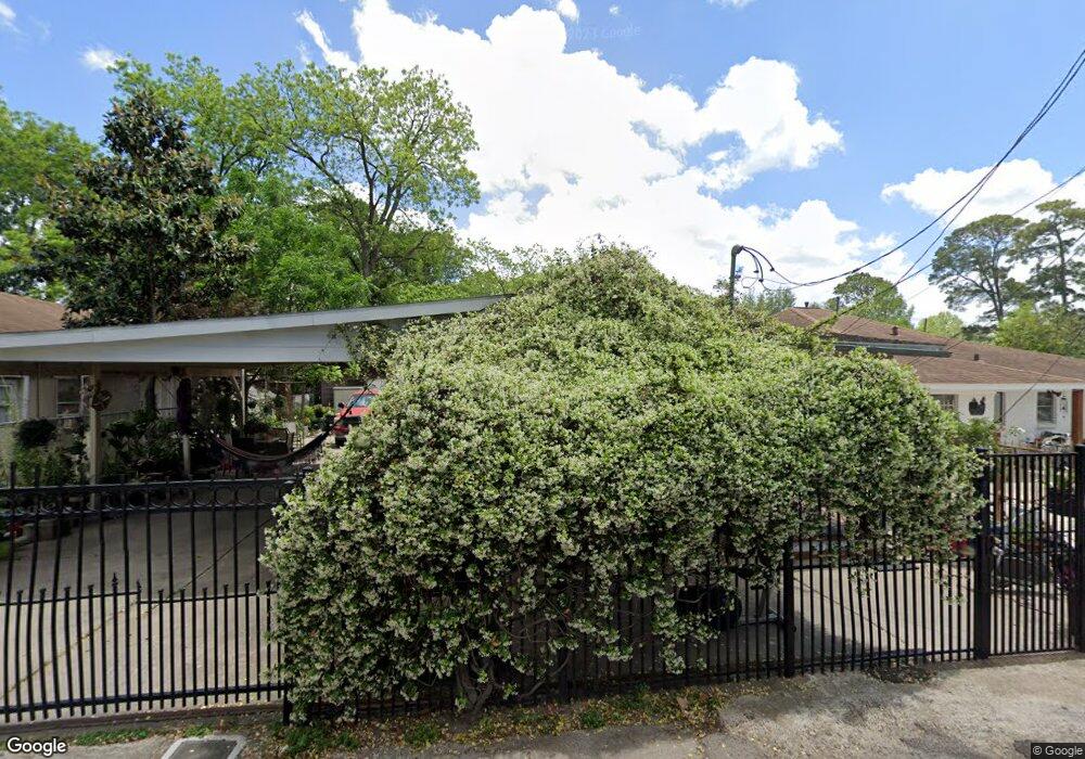 7010 Finn St, Houston, TX 77022 - photo 1