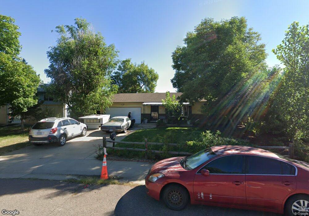 914 Naples St, Aurora, CO 80011 - photo 1