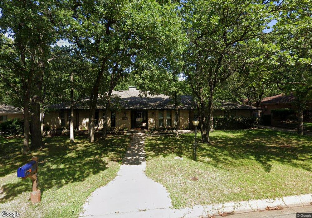 1906 Stonegate Dr, Denton, TX 76205 - photo 1