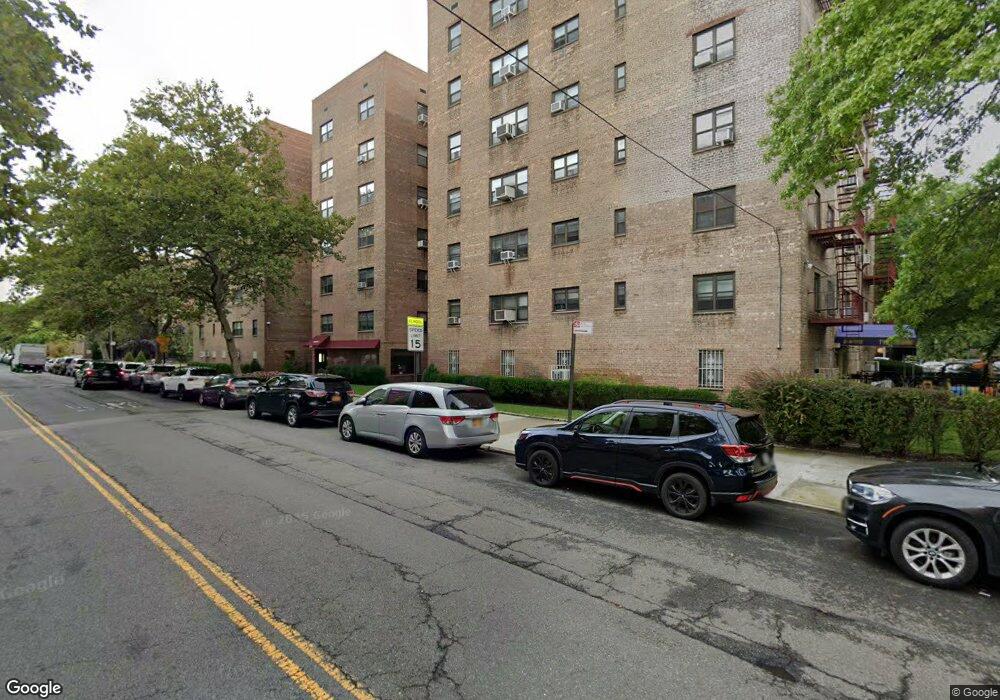 2949 137th St unit 3L, Flushing, NY 11354 - photo 1