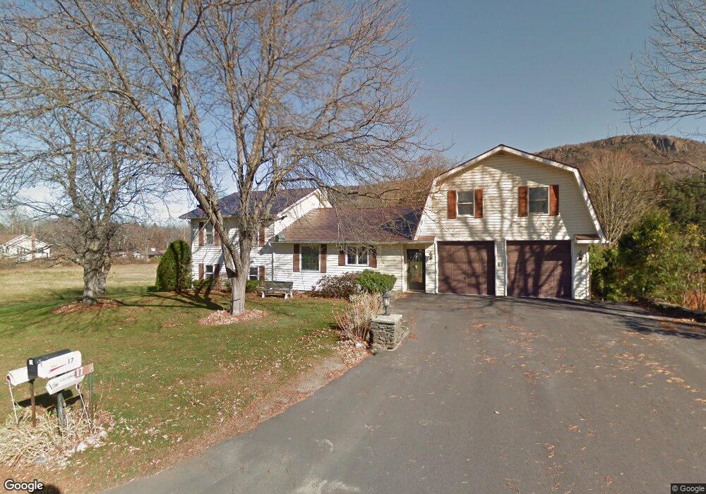 17 Brook St, Easthampton, MA 01027 - photo 1