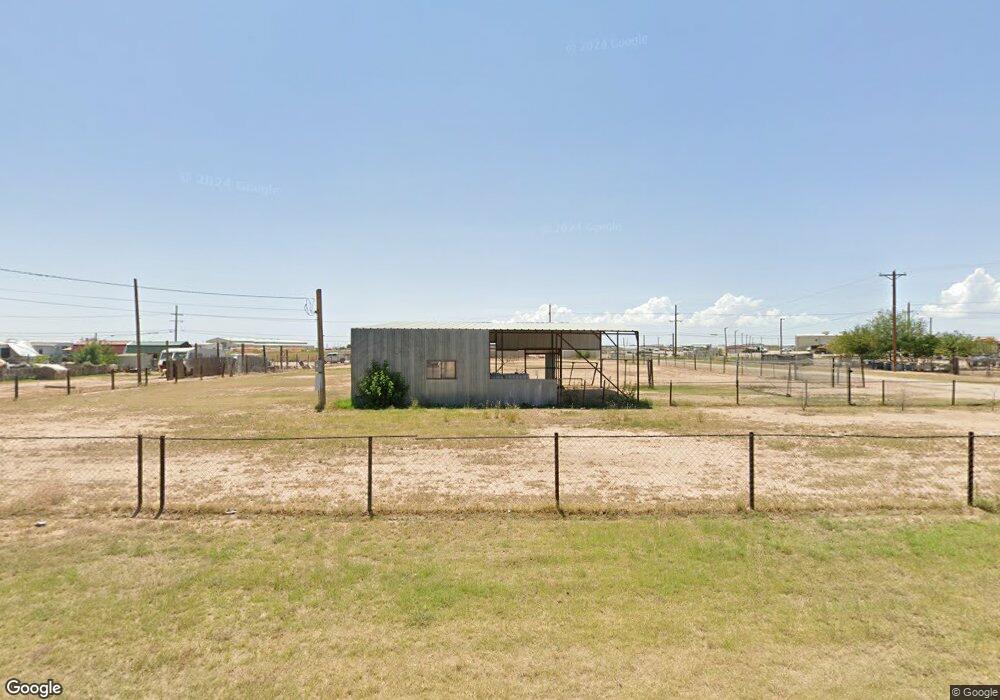 1107 Owens St, Carlsbad, NM 88220 - photo 1