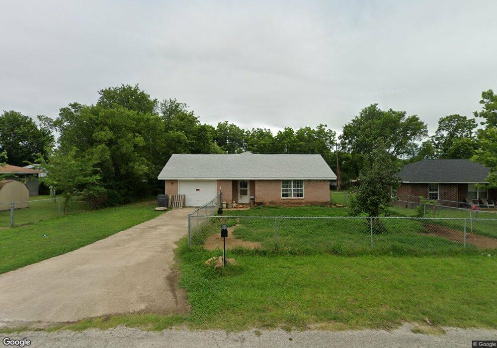 1606 10th Ave NW, Ardmore, OK 73401 - photo 1