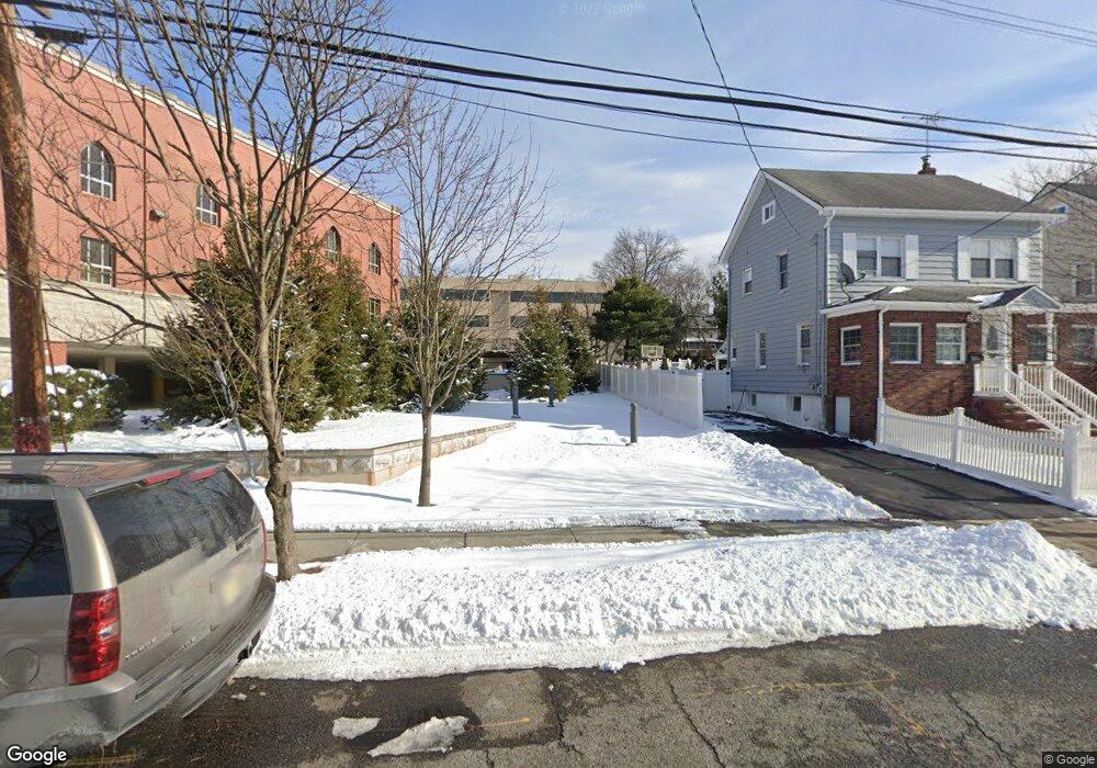 291 Mary St, Englewood, NJ 07631 - photo 1