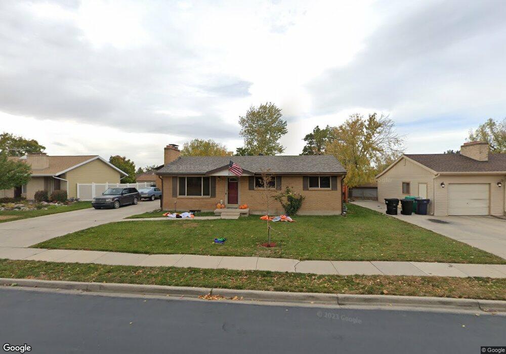 1954 Sorrento Dr, Woods Cross, UT 84087 - photo 1