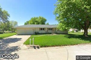 808 W Maple St, Sutton, NE 68979