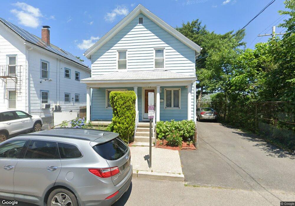 24 Thornton St, Pawtucket, RI 02860 - photo 1