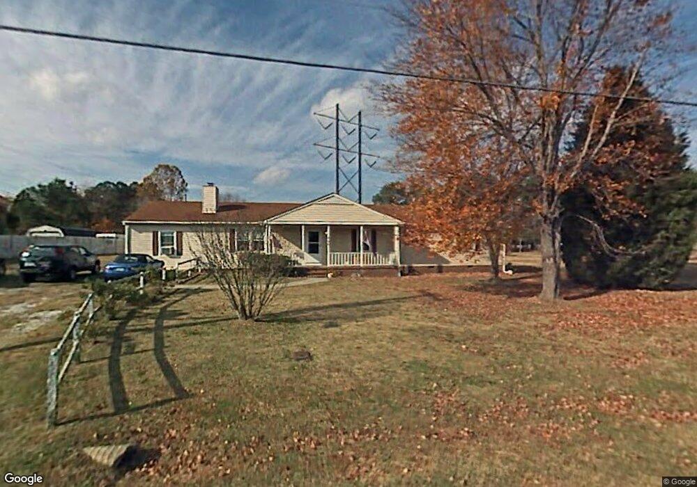 530 Thompson Ave, West Point, VA 23181 - photo 1