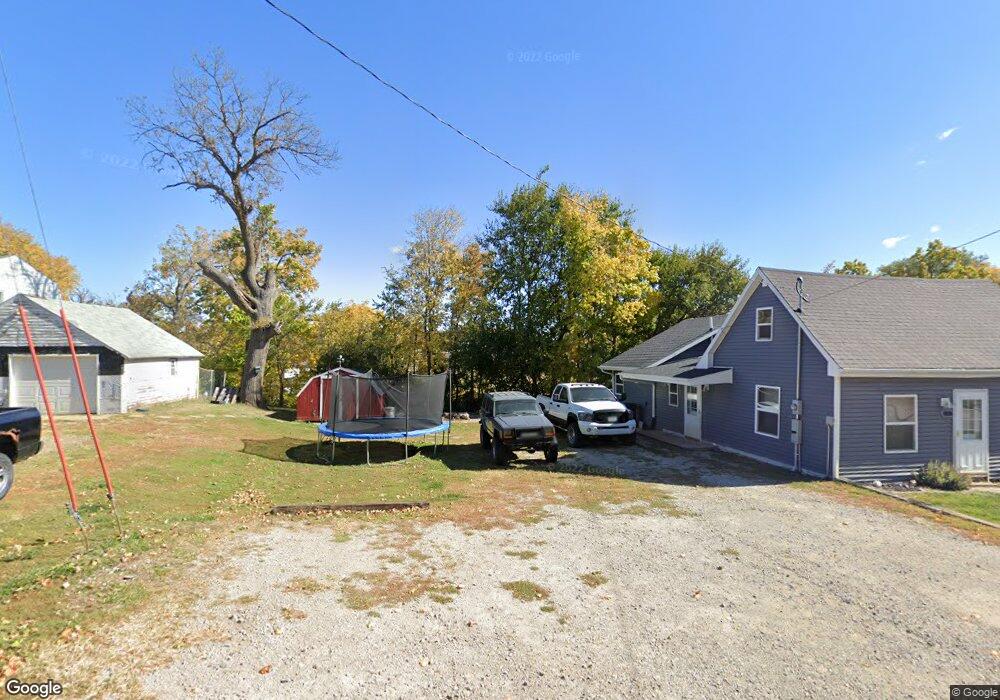 702 W 8th St N, Newton, IA 50208 - photo 1