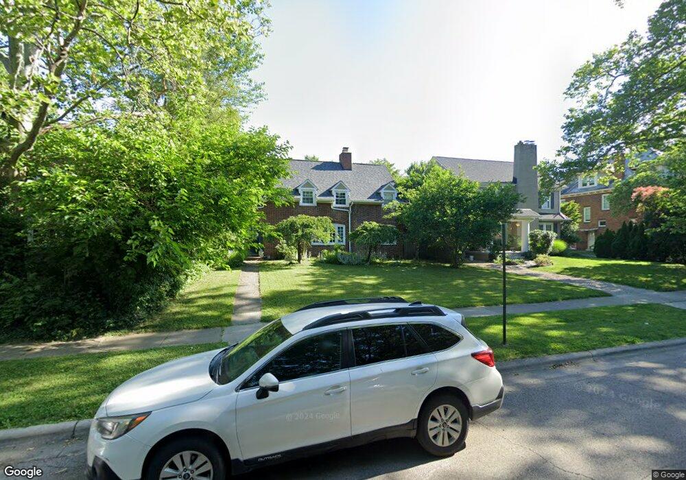 2532 Sherwood Rd, Columbus, OH 43209 - photo 1