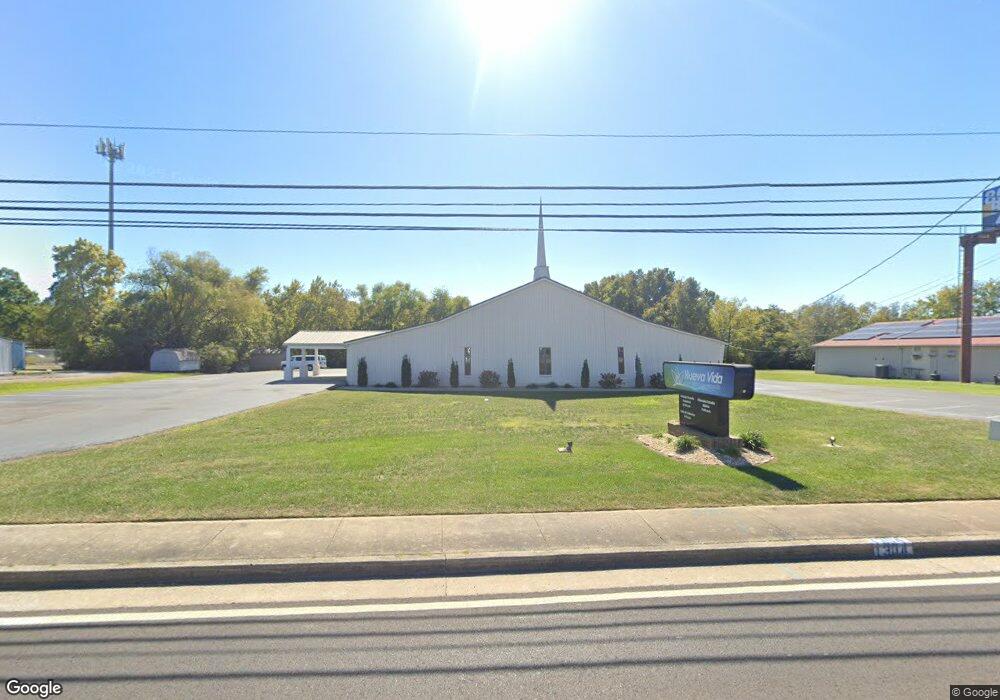 1304 Madison St, Shelbyville, TN 37160 - photo 1