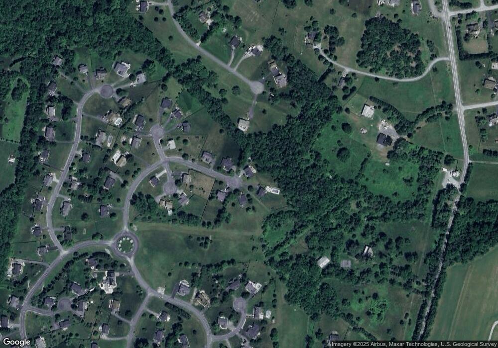 725 Gap View Blvd, Harpers Ferry, WV 25425 - photo 1