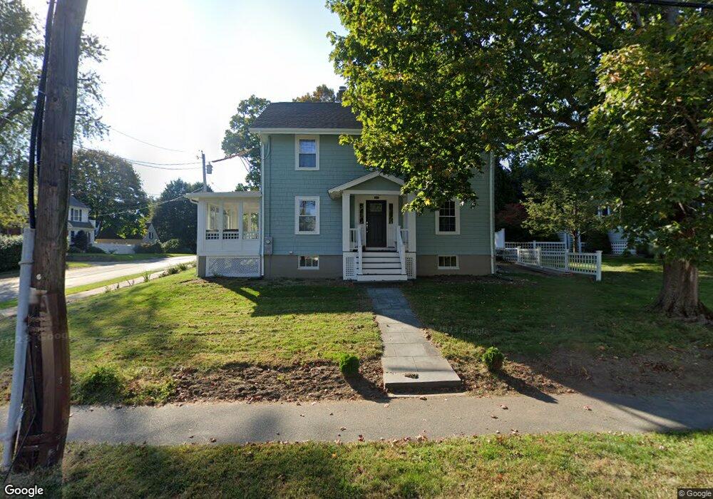 673 Webster St, Needham, MA 02492 - photo 1