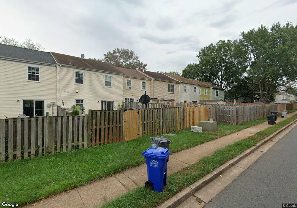 9049 Mcclellan Common, Manassas, VA 20110 - photo 1