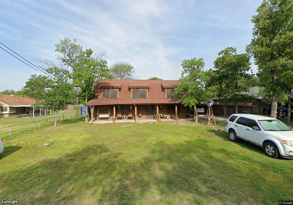 305 Cedarwood St, Azle, TX 76020 - photo 1