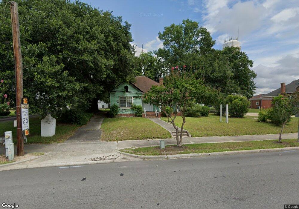 710 W Dekalb St, Camden, SC 29020 - photo 1