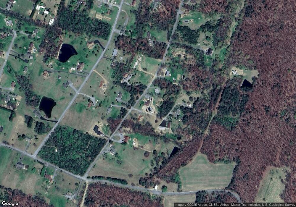 1427 Apple Orchard Cir, Berkeley Springs, WV 25411 - photo 1