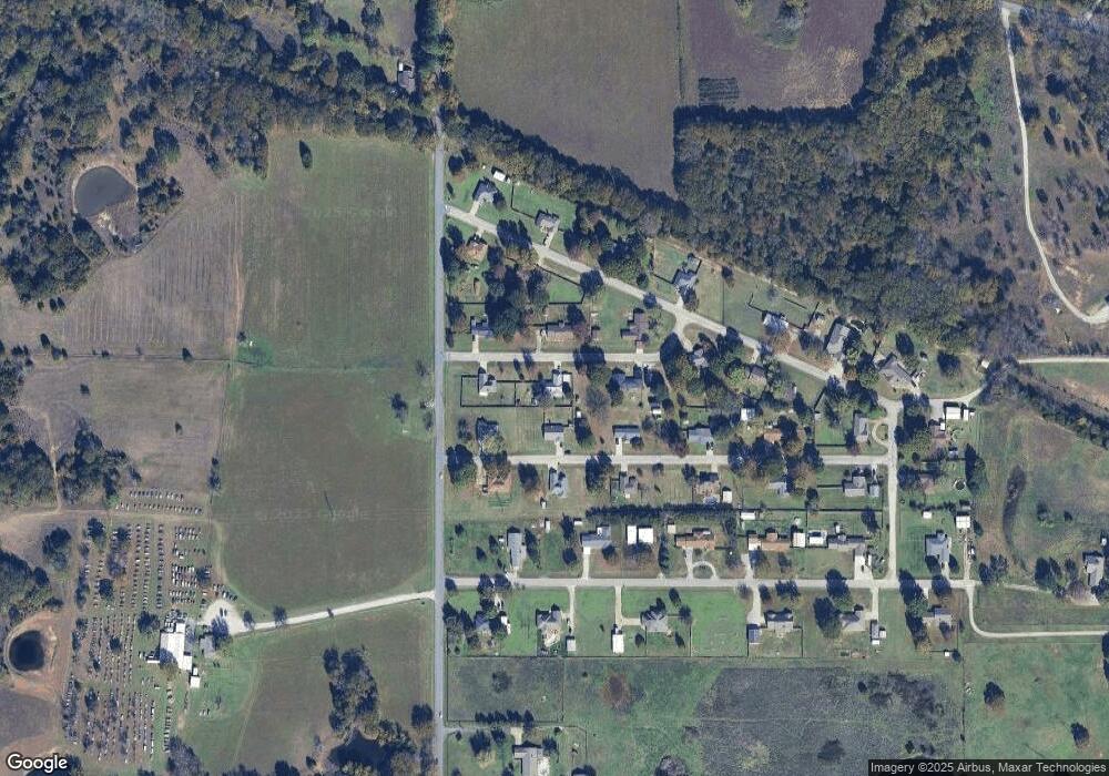 66 Spruce St, Ardmore, OK 73401 - photo 1