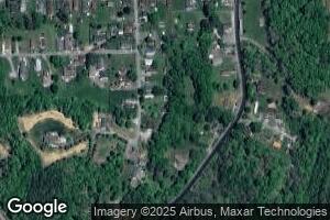 325 Ridge Ave, Midway, WV 25878