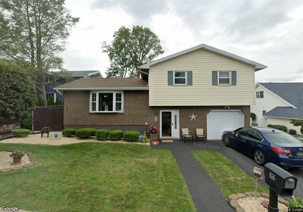 826 Hayes St, Hazleton, PA 18201 - photo 1