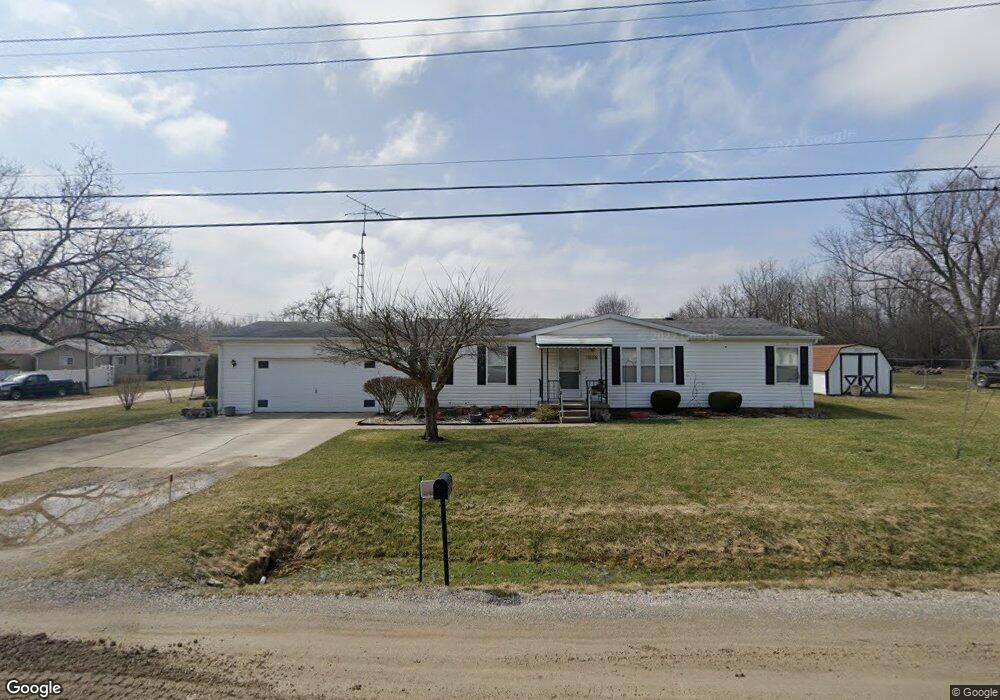 2186 Lauderdale St, Flint, MI 48532 - photo 1