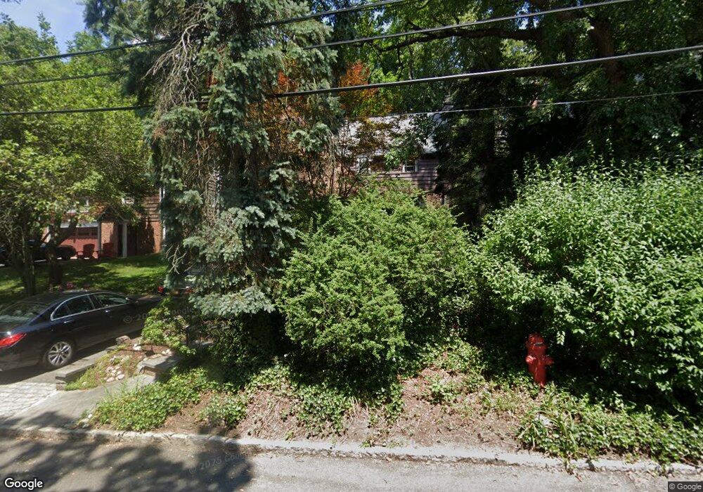 6 Oakland Dr, Port Washington, NY 11050 - photo 1