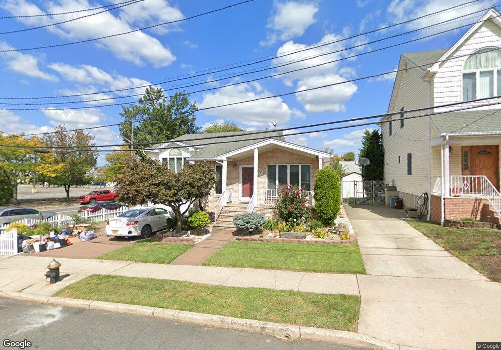 53 Ruth St unit 55, Staten Island, NY 10314 - photo 1