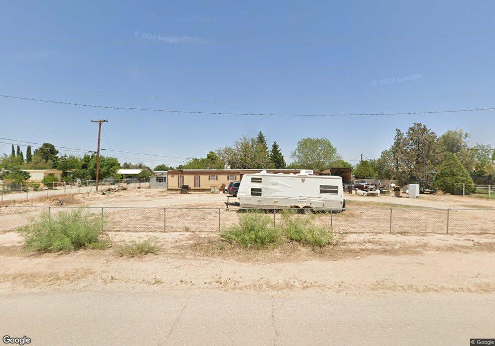 1204 Owens St, Carlsbad, NM 88220 - photo 1