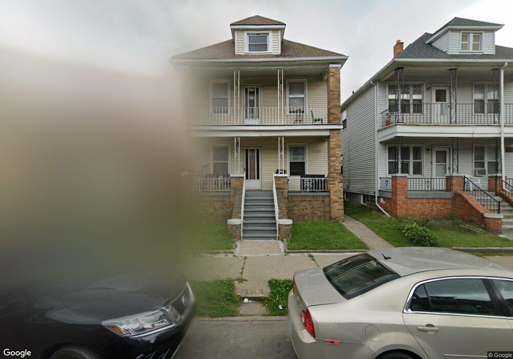 9519 Charest St, HamtraMcK, MI 48212 - photo 1