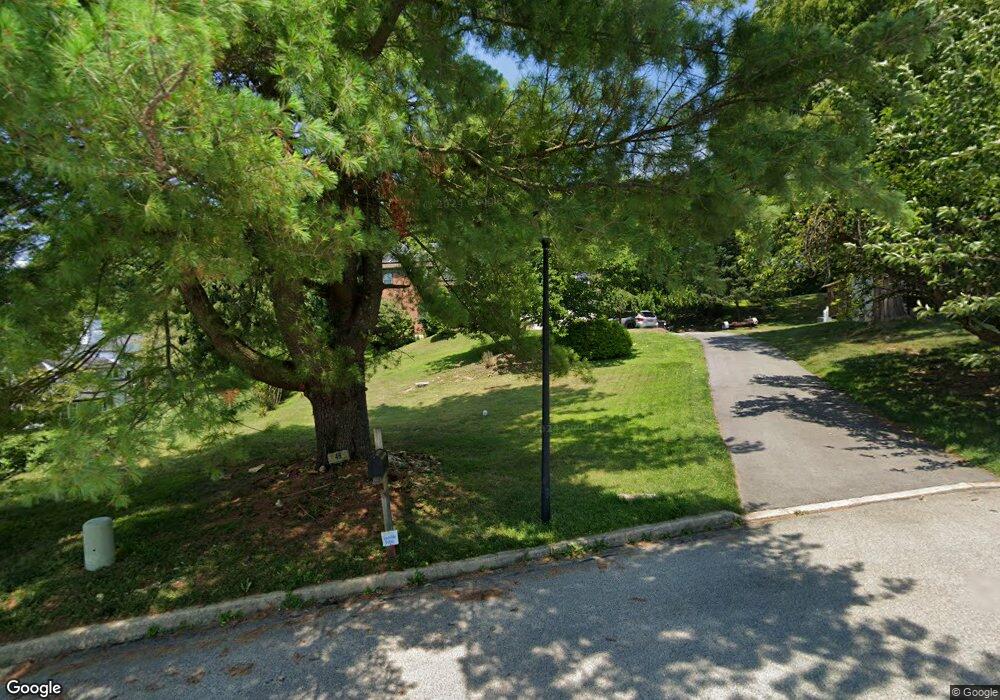 48 Lynne Cir, Paoli, PA 19301 - photo 1