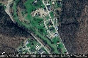 111 Georgia Ave, Clendenin, WV 25045