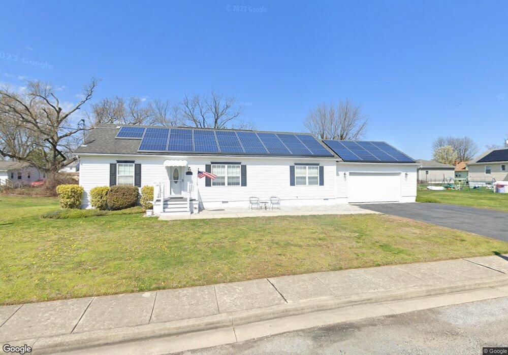 17 Elizabeth Dr, Pennsville, NJ 08070 - photo 1