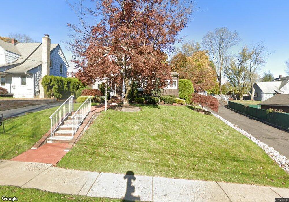 166 Stahls Way unit 8, North Plainfield, NJ 07060 - photo 1