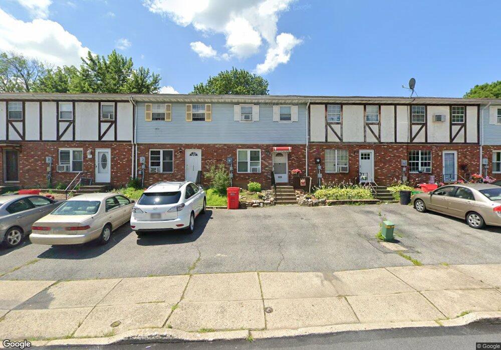 522 Old Forge Dr, Bath, PA 18014 - photo 1