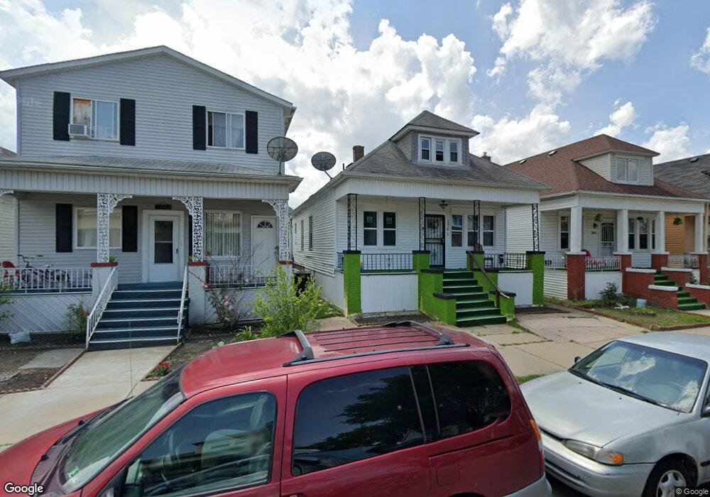 3870 Sobieski St, HamtraMcK, MI 48212 - photo 1