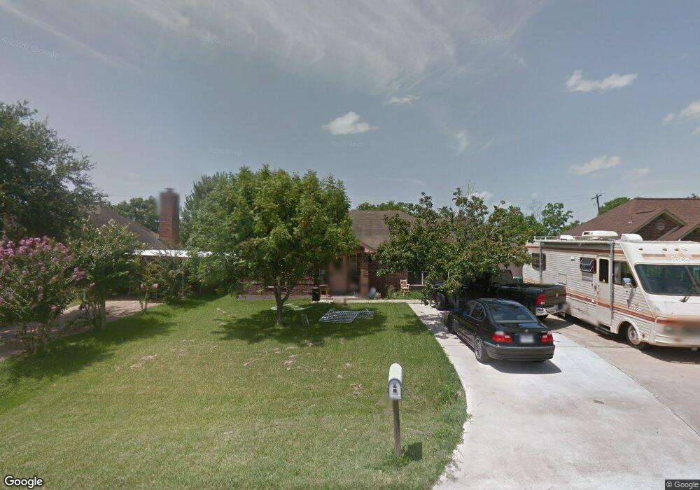 7673 Stonebridge Rd, Alvin, TX 77511 - photo 1