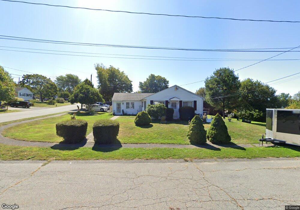 1 Ludlow Rd, Middletown, RI 02842 - photo 1