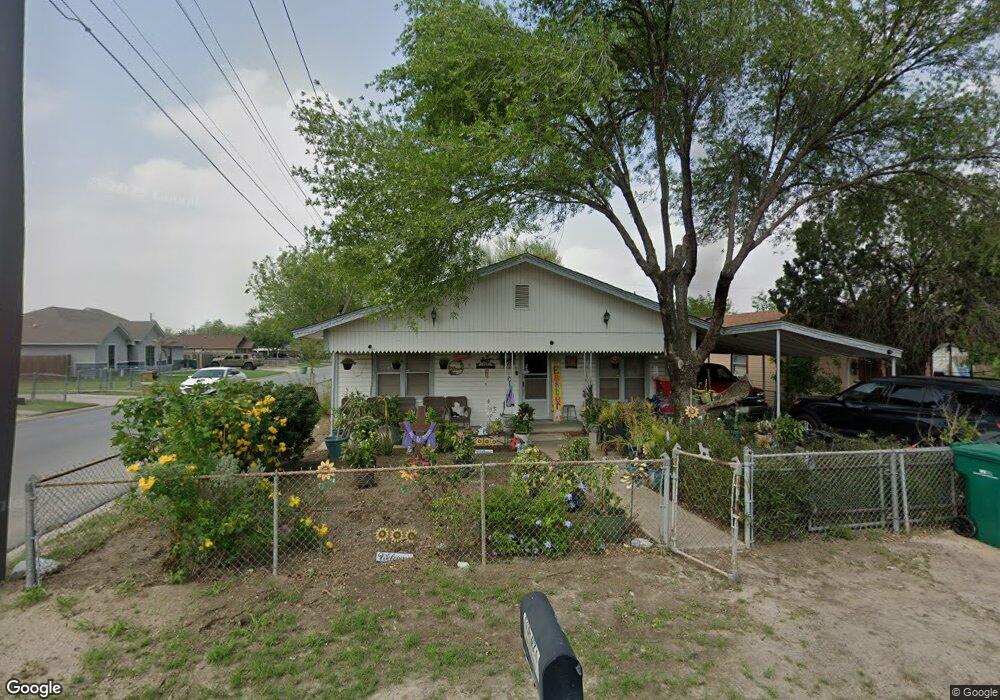 828 W Hawk Ave, Pharr, TX 78577 - photo 1