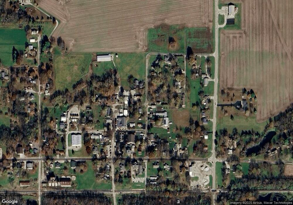 401 N Mill St, Camargo, IL 61919 - photo 1