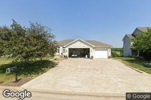 207 Parkside Dr, Goodfield, IL 61742
